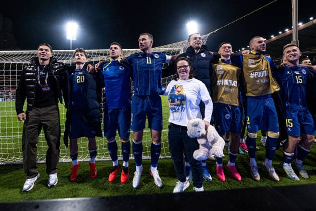 261002 Edin Džeko of Bosnia and Herzegovina after the Nations League soccer match between Bosnia and Herzegovina and Sweden on October 2, 2026 in Zenica. Photo by Ludvig Thunman. BILDBYRAN code LT LT0823 soccer football fotball Nations League UEFA Nations League Bosnia and Herzegovina Sweden Sweden A BBENG  Copyright: LUDVIGxTHUNMAN BB261002LT224
