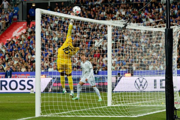 IPA89234629 - Mike Maignan of France made a save during the France vs. Italy UEFA Nations League soccer match in Paris, France, on October 2, 2026  Copyright: xEmmanuelexMastrodonato IPAxSportx xx IPA89234629