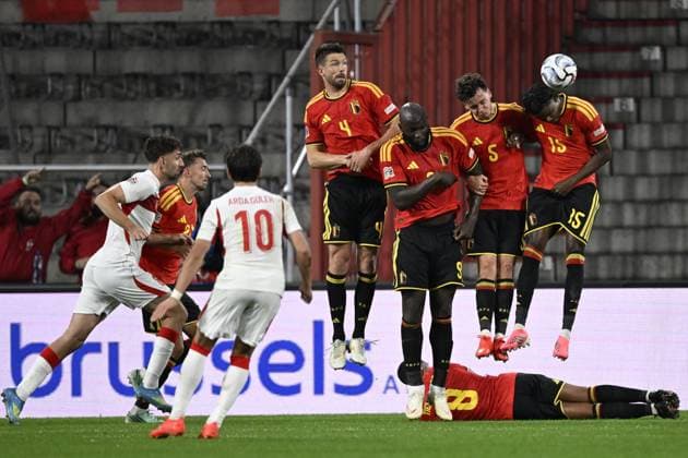 LIEGE - (lr) Arda Guler of Turkiye, Brandon Mechele of Belgium, Romelu Lukaku of Belgium, Maxim de Cuyper of Belgium, Nathan Ngoy of Belgium, Youri Tielemans of Belgium during the UEFA Nations League match between Belgium and Turkey at Stade Maurice Dufrasne on 2 October 2026 in Liege, Belgium. ANP UEFA Nations League 2026 27 xVIxANPxSportx xGerritxvanxKeulenxIVx 571294367 originalFilename: 571294367.jpg