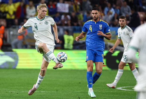 UEFA Nations League Group Stage, Anton MalatinskÃ½ Stadium, Trnava, Slovakia 2 10 2026 Ukraine vs Northern Ireland Northern Ireland™s Tom Atcheson with Ukraine s Roman Yaremchuk Tom Atcheson with Roman Yaremchuk 2 10 2026  Copyright: xx Ukraine v N Ireland_098