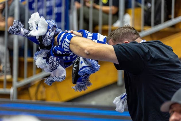 HAKRO Merlin fan cheers and gets carried away with emotion, arms full of scarves, GER, HAKRO Merlins Crailsheim vs. Tigers Tübingen, Basketball, 2nd Basketball Bundesliga, Pro A, Matchday 2, 2026–2027 season, October 2, 2026, GER, HAKRO Merlins Crailsheim vs. Tigers Tübingen, Basketball, 2nd Basketball Bundesliga, Pro A, Matchday 2, 2026–2027 Season, October 2, 2026, Ilshofen Copyright: xEibner-Pressefoto JanixPlessx EP_JPL