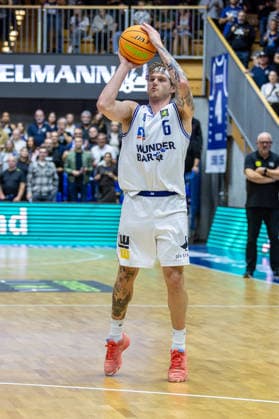 Jump shot from 06hal, cutout portrait, GER, HAKRO Merlins Crailsheim vs. Tigers Tübingen, basketball, 2nd Basketball Bundesliga, Pro A, Matchday 2, 2026–2027 season, October 2, 2026, GER, HAKRO Merlins Crailsheim vs. Tigers Tübingen, Basketball, 2nd Basketball Bundesliga, Pro A, Matchday 2, 2026–2027 Season, October 2, 2026, Ilshofen Copyright: xEibner-Pressefoto JanixPlessx EP_JPL