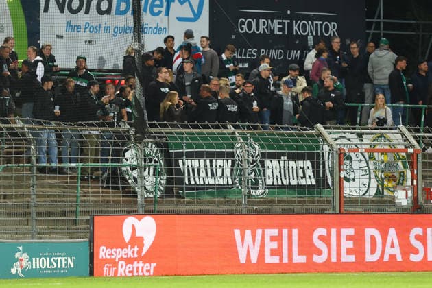 The Vitalien Brüder fan club of VfB Lübeck before kickoff: Men s Soccer I, Regionalliga Nord I, 2026–2027 season, Matchday 12, VfB Lübeck vs. Eimsbütteler TV, October 2, 2026, Stadion an der Lohmühle