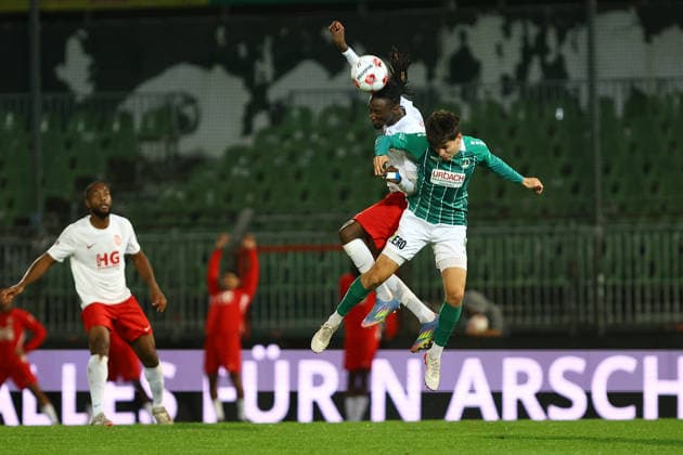 17 Lennard Heiduck, VfB Lübeck, 16 Stephan Wemakor Eimsbütteler TV Men’s Soccer I Regionalliga Nord I 2026–2027 Season I Matchday 12 I VfB Lübeck vs. Eimsbütteler TV I October 2, 2026 I Stadion an der Lohmühle