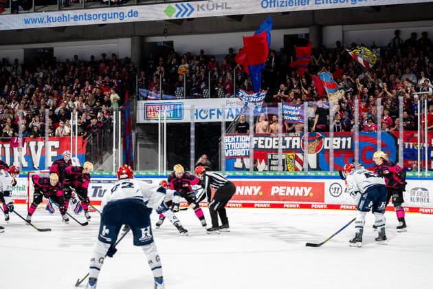 October 2, 2026, 2026–2027 Ice Hockey Season, Penny DEL, Nuremberg Ice Tigers, Icetigers, Schwenninger Wild Wings, Schwenningen, ThHa xthxhax, Faceoff with Jackson Cates, 26, Nuremberg Ice Tigers, NIT