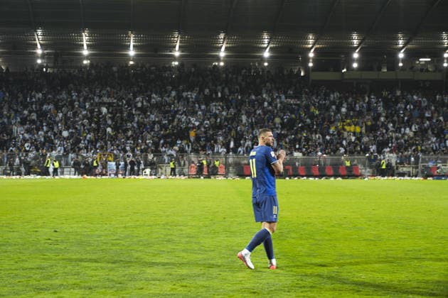 Edin Dzeko bids farewell to Bosnia and Herzegovina national team, Nationalteam ZENICA, BOSNIA AND HERZEGOVINA - OCTOBER 02: Edin Dzeko (11) of Bosnia and Herzegovina plays his final match for the national team during the UEFA Nations League Group B4 soccer match between Bosnia and Herzegovina and Sweden at Bilino Polje Stadium in Zenica, Bosnia and Herzegovina, on October 02, 2026, before being lifted onto his teammates’ shoulders and bidding farewell to supporters alongside his family after the match. Samir Jordamovic Anadolu Zenica Bosnia and Herzegovina. Editorial use only. Please get in touch for any other usage.  Copyright: x2026xAnadoluxSamirxJordamovicx