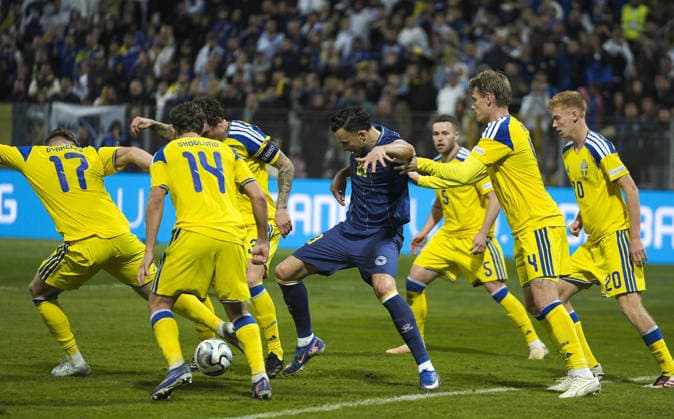Bosnia and Herzegovina v Sweden - UEFA Nations League ZENICA, BOSNIA AND HERZEGOVINA - OCTOBER 02: Players of Bosnia and Herzegovina and Sweden in action during the UEFA Nations League soccer match between Bosnia and Herzegovina and Sweden at the Kamberovica polje Stadium (Bilino Polje Stadium) in Zenica, Bosnia and Herzegovina on October 02, 2026. Samir Jordamovic Anadolu Sarajevo Bosnia and Herzegovina. Editorial use only. Please get in touch for any other usage.  Copyright: x2026xAnadoluxSamirxJordamovicx