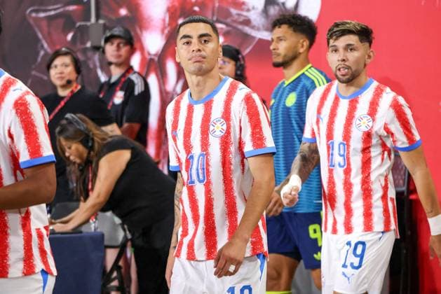 Colombia and Paraguay friendly match during the FIFA international break in the USA Harrison, USA, October 2, 2026 - Colombia-Paraguay - Miguel Almiron and Julio Enciso of Paraguay during a match between Colombia and Paraguay in an International Friendly, Länderspiel, Nationalmannschaft at the Sports Illustrated Stadium in Harrison, New Jersey, USA, on Friday, October 2. harrison NJ united states Copyright: xWILLIAMxVOLCOVx