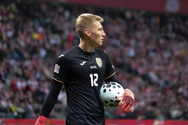 October 2, 2026, Warsaw, Masovian Voivodeship, Poland: Romania s goalkeeper OTTO HINDRICH (12) in action during a UEFA Nations League Group B4 match between the Polish and Romanian national teams at the PGE Narodowy Stadium in Warsaw. Poland went on to win against Romania 6 goals to 0. Soccer 2026: UEFA Nations League: Poland 6:0 Romania  - ZUMAk204 20261002_zip_k204_049 Copyright: xRomanxKozielx