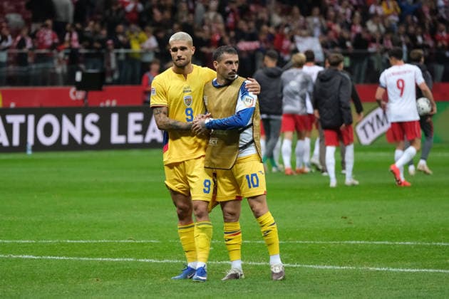 October 2, 2026, Warsaw, Masovian Voivodeship, Poland: Romania s DANIEL BIRLIGEA (9) and NICOLAE STANCIU (10) contemplate defeat at the end of a UEFA Nations League Group B4 match between the Polish and Romanian national teams at the PGE Narodowy Stadium in Warsaw. Poland won against Romania 6 goals to 0. Soccer 2026: UEFA Nations League: Poland 6:0 Romania  - ZUMAk204 20261002_zip_k204_064 Copyright: xRomanxKozielx