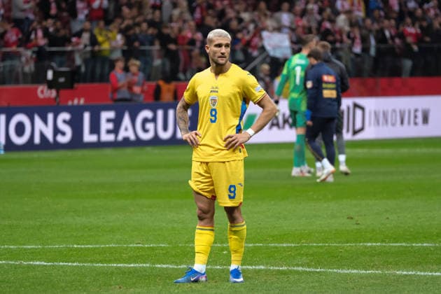 October 2, 2026, Warsaw, Masovian Voivodeship, Poland: Romania s DANIEL BIRLIGEA (9) contemplates defeat at the end of a UEFA Nations League Group B4 match between the Polish and Romanian national teams at the PGE Narodowy Stadium in Warsaw. Poland won against Romania 6 goals to 0. Soccer 2026: UEFA Nations League: Poland 6:0 Romania  - ZUMAk204 20261002_zip_k204_065 Copyright: xRomanxKozielx