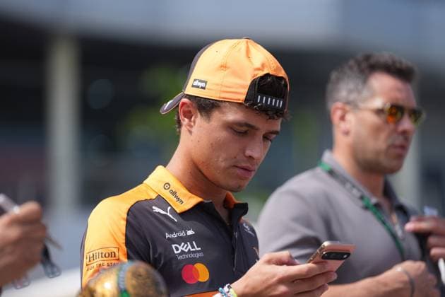 F1 2026: (Padock) Bahrain Grand Prix in Malaysia, Kuala Lumpur 02 Oct 2026 Lando Norris (GBR) (McLaren Mastercard F1 Team) in the paddock before free practice 1 of the Formula 1 Bahrain Grand Prix In Malaysia 2026 at the Sepang International Circuit. Kuala Lumpur Malaysia Copyright: xLucaxMartinix xSOPAxImagesx Luca-Martini-1455850