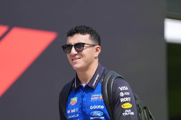 F1 2026: (Padock) Bahrain Grand Prix in Malaysia, Kuala Lumpur 02 Oct 2026 Isack Hadjar (FRA) (Oracle Red Bull Racing) in the paddock before free practice 1 of the Formula 1 Bahrain Grand Prix In Malaysia 2026 at the Sepang International Circuit. Kuala Lumpur Malaysia Copyright: xLucaxMartinix xSOPAxImagesx Luca-Martini-1455851