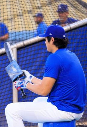 October 2, 2026, Los Angeles, California, USA: Shohei Ohtani 17 of the Los Angeles Dodgers at bat during a workout in preparation for Game 1 of the NLDS game against the Atlanta Braves on Friday October 2, 2026 at Dodger Stadium in Los Angeles, California. JAVIER ROJAS PI Dodgers NLDS - Workout  - ZUMAp124 20261002_zaa_p124_094 Copyright: xJavierxRojasx