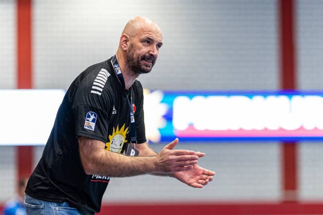 Davor Dominikovic, TuS N Luebbecke, coach gesturing; GER, TuS N Luebbecke vs. HSC 2000 Coburg, handball, 2. Bundesliga, Matchday 6, 2026–2027 season, October 2, 2026, GER, TuS N Luebbecke vs. HSC 2000 Coburg, Handball, 2nd Bundesliga, Matchday 6, 2026–2027 season, October 2, 2026, Luebbecke Copyright: xEibner-Pressefoto JanxRollingerx EP_JSK