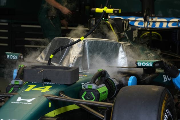 October 3, 2026, Sepang International Circuit, Kuala Lumpur, 2026 Formula 1 Gulf Air Bahrain Grand Prix. The cockpit of Fernando Alonso (ESP) of the Aston Martin Aramco Formula One Team is being cooled before practice. Photo by Hasan Bratic, DeFodi Images