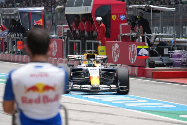October 3, 2026, Sepang International Circuit, Kuala Lumpur, 2026 Formula 1 Gulf Air Bahrain Grand Prix, Arvid Lindblad (GBR), Visa Cash App Racing Bulls Formula One Team. Photo by Hasan Bratic, DeFodi Images