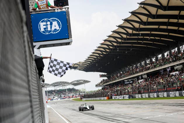 F1 - BAHRAIN GRAND PRIX IN MALAYSIA 2026 FIA checkered flag, drapeau marshall, commissaire de piste, marshal, marshalls, marshals during the 2026 Formula 1 Bahrain Grand Prix in Malaysia, 16th round of the 2026 Formula One World Championship, WM, Weltmeisterschaft from October 2 to 4, 2026 on the Sepang International Circuit, in Sepang, Malaysia - SepangMalaysia  Copyright: xXavixBonillax