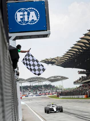 F1 - BAHRAIN GRAND PRIX IN MALAYSIA 2026 FIA checkered flag, drapeau marshall, commissaire de piste, marshal, marshalls, marshals during the 2026 Formula 1 Bahrain Grand Prix in Malaysia, 16th round of the 2026 Formula One World Championship, WM, Weltmeisterschaft from October 2 to 4, 2026 on the Sepang International Circuit, in Sepang, Malaysia - SepangMalaysia  Copyright: xXavixBonillax