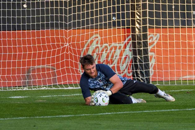 October 2, 2026, Vienna, Austria 2027 UEFA European U-21 Qualification: Austria vs. Denmark Goalkeeper Nikola Sarcevic warming up Copyright: xJulianxSindricx