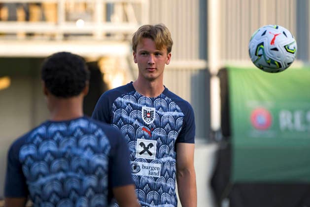 October 2, 2026, Vienna, Austria 2027 UEFA European U-21 Qualification: Austria vs. Denmark Konstantin Schopp warming up Copyright: xJulianxSindricx