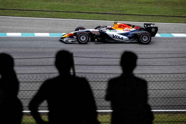 F1 - BAHRAIN GRAND PRIX IN MALAYSIA 2026 30 LAWSON Liam (nzl), Visa Cash App RB F1 Team VCARB03, action during the 2026 Formula 1 Bahrain Grand Prix in Malaysia, 16th round of the 2026 Formula One World Championship, WM, Weltmeisterschaft from October 2 to 4, 2026 on the Sepang International Circuit, in Sepang, Malaysia - SepangMalaysia Copyright: xALBERTOxVIMERCATIx