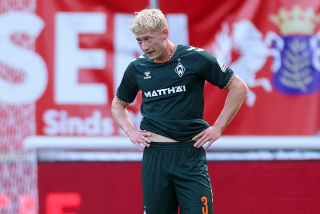 Oskar Wojcik of Werder Bremen looks disappointed during the friendly match between Hannover 96 and SC Verl, Heinz von Heiden Arena on October 2, 2026, in Hannover, Germany. Photo by Marco Steinbrenner, DeFodi Images. Oskar Wojcik of Werder Bremen looks dejected during the friendly match between Hannover 96 and SC Verl at Heinz von Heiden Arena on October 2, 2026 in Hanover, Germany. Photo by Marco Steinbrenner, DeFodi Images. Photo by Marco Steinbrenner, DeFodi Images.