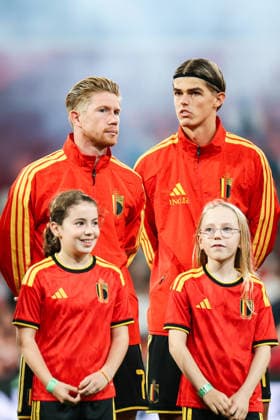 LIEGE, BELGIUM - OCTOBER 02: Kevin De Bruyne (Belgien, 7) Charles De Ketelaere (Belgien, 17) UEFA Nations League match between Belgium and Türkiye at Stade Maurice Dufrasne on October 02, 2026 in Liege, Belgium. UEFA Nations League match between Belgium and Türkiye at Stade Maurice Dufrasne on October 02, 2026 in Liege, Belgium. Copyright: xNatachaxFreisenx