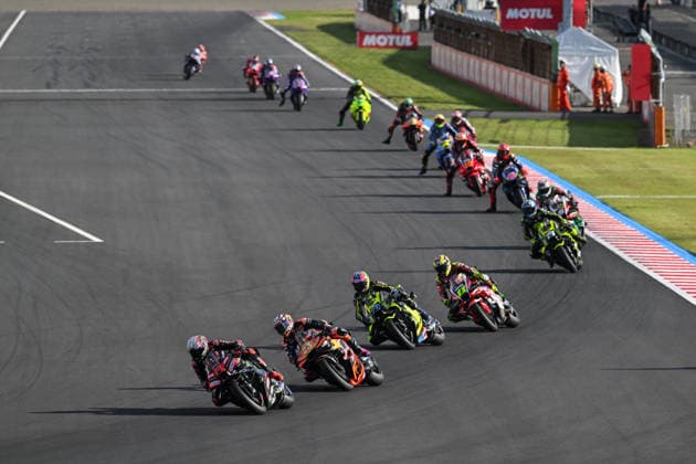 MOTO - MOTO GP - GRAND PRIX OF JAPAN 2026 72 BEZZECCHI Marco (ita), Aprilia Racing, Aprilia RS-GP26, action 23 BASTIANINI Enea (ita), Red Bull KTM Tech3, KTM RC16, action during the 2026 MotoGP Motul Grand Prix of Japan on the Twin Ring Motegi Circuit from October 2 to 4th, At Motegi, Japan - MotegiJapan Copyright: xGIGIxSOLDANOx