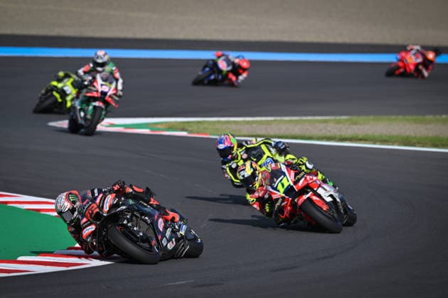 MOTO - MOTO GP - GRAND PRIX OF JAPAN 2026 72 BEZZECCHI Marco (ita), Aprilia Racing, Aprilia RS-GP26, action 11 MOREIRA Diogo (bra), Pro Honda LCR, Honda RC213V, action during the 2026 MotoGP Motul Grand Prix of Japan on the Twin Ring Motegi Circuit from October 2 to 4th, At Motegi, Japan - MotegiJapan Copyright: xGIGIxSOLDANOx