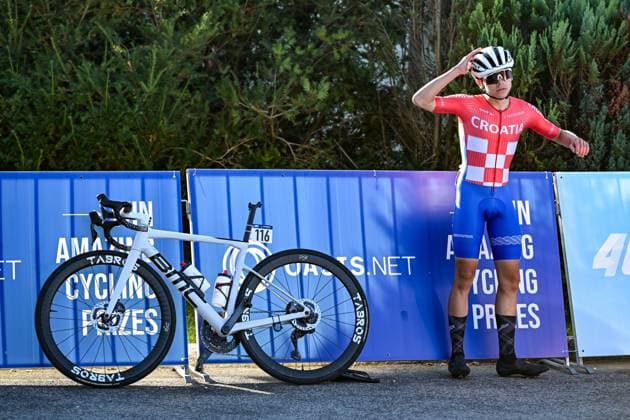 Croatia s Vanja Paleznica looks dejected during the Men juniors Road Race race (110,5 km) at the cycling UEC Road European Championships, in Ljubljana, Slovenia Saturday 3 October 2026. The UEC Road European Championships are taking place from 02 to 07 October in Ljubljana, Slovenia. DAVIDxPINTENS  x188600980x