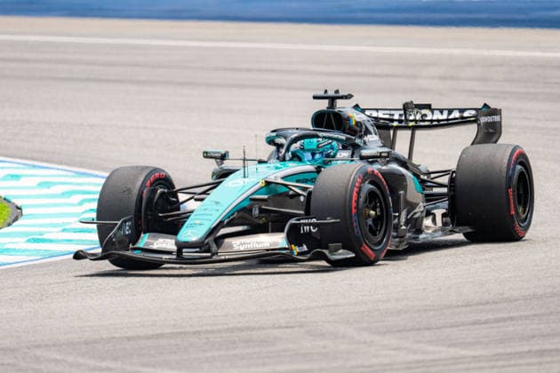 2026 Formula 1 Gulf Air Bahrain Grand Prix - Malaysia GEORGE RUSSELL 63 (GBR) of Mercedes-AMG PETRONAS Formula One Team (Mercedes-AMG F1 W17) on Saturday during the 2026 Formula 1 Gulf Air Bahrain Grand Prix in Malaysia at Sepang International Circuit in Kuala Lumpur, Malaysia, on October 3, 2026. Photo by Antoine Lapeyre Reveries Agency ABACAPRESS.COM Kuala Lumpur Malaysia  Copyright: xAntoinexLapeyre ReveriesxAgency ABACAx