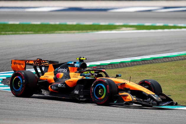 FORMULA 1 BAHRAIN GRAND PRIX IN MALAYSIA 2026 Lando Norris (GBR) 1 McLaren in practice during the Formula 1 Gulf Air Bahrain Grand Prix in Malaysia 2026, Round 16 of the 2026 Formula 1 World Championship, WM, Weltmeisterschaft from 2nd - 4th October 2026 at Sepang International Circuit, Sepang, Malaysia. Credit: Robbie Hoad Every Second Media Editorial use only. All images are copyright Every Second Media Limited. No images may be reproduced without prior permission. Copyright: xIMAGO EveryxSecondxMediax ESM-2195-0316 RobbiexHoadx xEveryxSecondxMediax