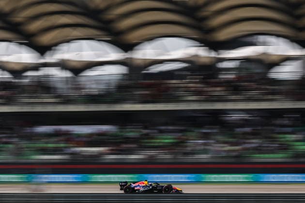 SEPANG, SGR - OCTOBER 03: Max Verstappen of Netherlands and Oracle Red Bull Racing in action during the qualifying session of the Formula 1 Gulf Air Bahrain Grand Prix on October 03, 2026 held at Sepang International Circuit in Sepang, Malaysia. (Photo by Hazrin Yeob Men Shah Icon Sportswire) AUTO: OCT 03 F1 Bahrain Grand Prix in Malaysia EDITORIAL USE ONLY Icon3782610037408