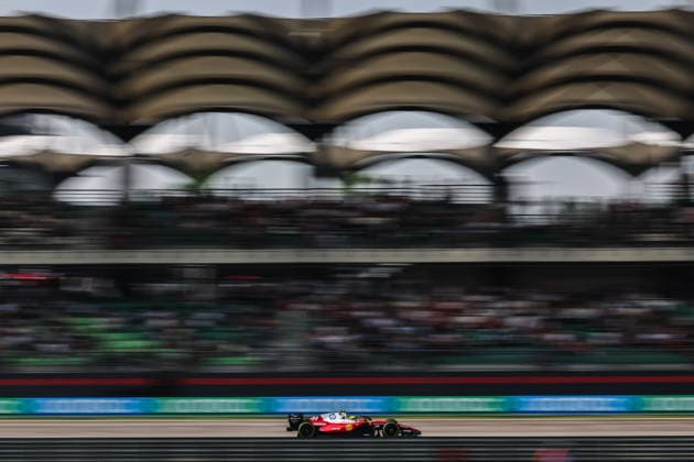 SEPANG, SGR - OCTOBER 03: Lewis Hamilton of Great Britain and Scuderia Ferrari HP in action during the qualifying session of the Formula 1 Gulf Air Bahrain Grand Prix on October 03, 2026 held at Sepang International Circuit in Sepang, Malaysia. (Photo by Hazrin Yeob Men Shah Icon Sportswire) AUTO: OCT 03 F1 Bahrain Grand Prix in Malaysia EDITORIAL USE ONLY Icon3782610037487