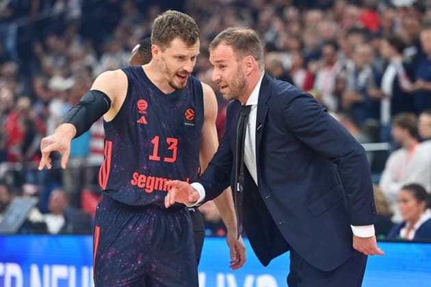 Coach Anton GAVEL (FCB) with Andreas OBST (FCB), gesturing and giving instructions during a EuroLeague basketball game, 2026–2027 season, FC Bayern Munich vs. Partizan Belgrade on October 2, 2026, S A P G A R D EN
