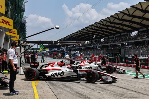 SEPANG, SGR - OCTOBER 03: Oliver Bearman of Great Britain and TGR Haas F1 Team and Esteban Ocon of France and TGR Haas F1 Team in action during the qualifying session of the Formula 1 Gulf Air Bahrain Grand Prix on October 03, 2026 held at Sepang International Circuit in Sepang, Malaysia. (Photo by Hazrin Yeob Men Shah Icon Sportswire) AUTO: OCT 03 F1 Bahrain Grand Prix in Malaysia EDITORIAL USE ONLY Icon3782610032943