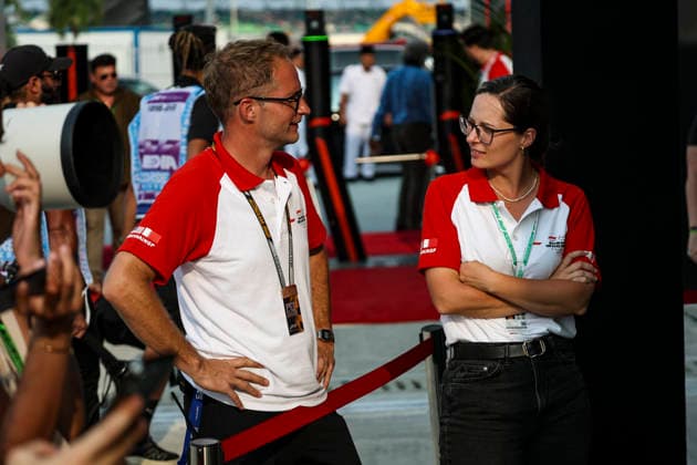 F1 - BAHRAIN GRAND PRIX IN MALAYSIA 2026 Bahrain volunteers during the 2026 Formula 1 Bahrain Grand Prix in Malaysia, 16th round of the 2026 Formula One World Championship, WM, Weltmeisterschaft from October 2 to 4, 2026 on the Sepang International Circuit, in Sepang, Malaysia - SepangMalaysia Copyright: xXavixBonillax