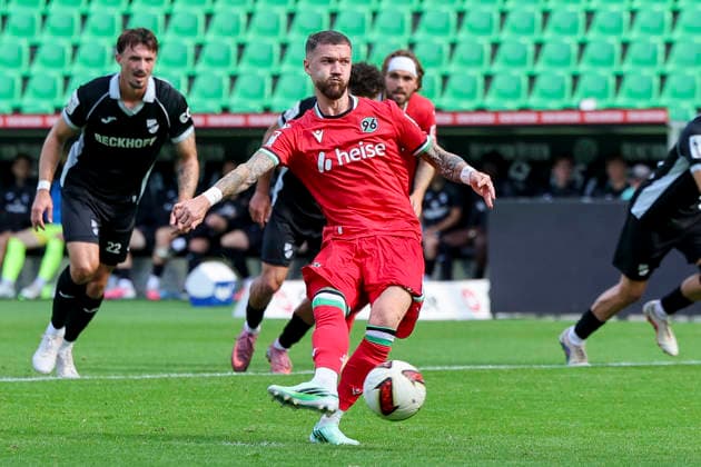Marcel Hartel of Hannover 96 converted the penalty kick to make it 1–0 during the friendly match between Hannover 96 and SC Verl, Heinz von Heiden Arena on October 3, 2026, in Hannover, Germany. Photo by Marco Steinbrenner, DeFodi Images. Marcel Hartel of Hannover 96 converted the penalty to make it 1–0 during the friendly match between Hannover 96 and SC Verl at Heinz von Heiden Arena on October 3, 2026 in Hannover, Germany. Photo by Marco Steinbrenner, DeFodi Images. Photo by Marco Steinbrenner, DeFodi Images.