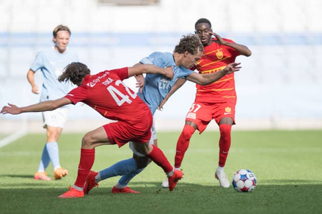 261003 Anton Höög of Malmö FF during the friendly match between Malmö FF and FC Nordsjælland on October 3, 2026 in Malmö. Photo by Avdo Bilkanovic, BILDBYRAN COP 115 AB0391. soccer, football, fotball; practice match, friendly match; Malmö FF, FC Nordsjälland; bbeng; soccer, football, fotball; practice match, friendly match; Malmö FF, FC Nordsjälland; bbeng Copyright: AVDOxBILKANOVIC BB261003AB010