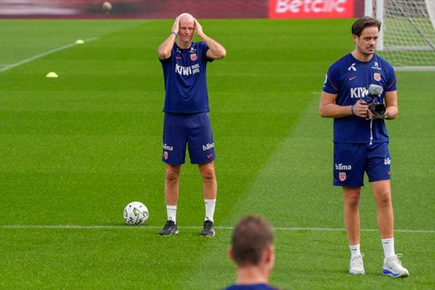 Soccer, Nations League: Portugal vs. Norway, Nations League Porto, Portugal 20261003 Norway’s national team coach Stale Solbakken during training at Estadio do Dragão on the day of the match against Portugal. Photo: Lise Aserud, NTB, Porto, Portugal. EDITORIAL USE ONLY. RESTRICTED USE FOR BETTING COMPANIES.  Copyright: xLisexAserudxx xNTBx