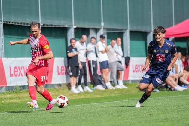 Friendly Match: SC Freiburg vs. FC Luzern, October 3, 2026; Max Rosenfelder (SC Freiburg), age 37, with the ball; Friendly Match: SC Freiburg vs. FC Luzern, Europa-Park Stadium, October 3, 2026 DFB and DFL regulations prohibit any use of photographs as image sequences and or quasi-video. Copyright: xBEAUTIFULxSPORTS Boscox