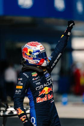 2026 Malaysian GP - Sepang Circuit - Pilots MAX VERSTAPPEN (NED) of Oracle Red Bull Racing Qualifying Parc Ferme on Saturday during the 2026 Formula 1 Gulf Air Bahrain Grand Prix in Malaysia at Sepang International Circuit on October 3, 2026. Photo by Tan Jun Da ABACAPRESS.COM Kuala Lumpur Malaysia Copyright: xJunxDaxTan ABACAx