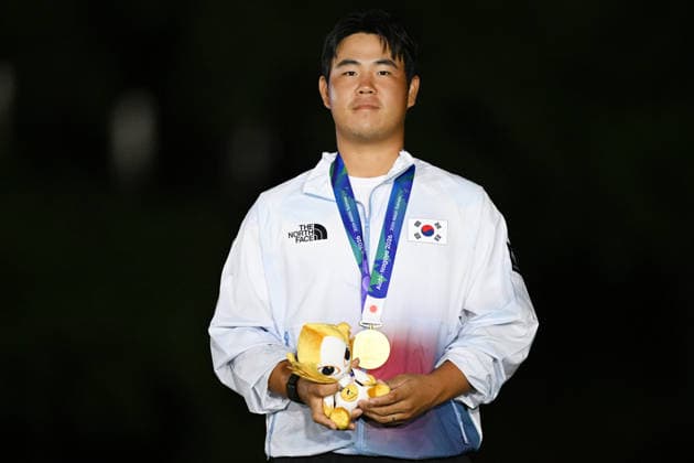 KIM Joohyung (KOR), OCTOBER 3, 2026 - Golf : Men s Individual award ceremony at Kasugai Country Club during the Asian Games Aichi-Nagoya 2026 in Aichi, Japan. aflo_352929613 KenjiroxMatsuox