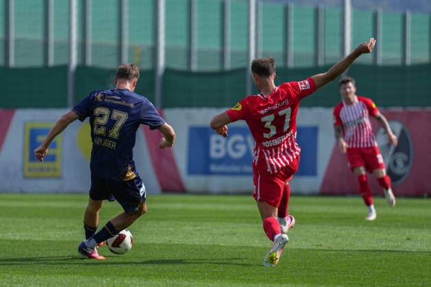 Friendly Match: SC Freiburg vs. FC Luzern, October 3, 2026. Lars Villiger (FC Luzern), 27, scores the 1-1 goal. Friendly Match: SC Freiburg vs. FC Luzern, Europa-Park Stadium, October 3, 2026 DFB and DFL regulations prohibit any use of photographs as image sequences and or quasi-video. Copyright: xBEAUTIFULxSPORTS Boscox
