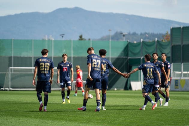 October 3, 2026, xjyhynx, soccer exhibition match, SC Freiburg vs. FC Luzern, from left: FC Luzern players celebrate after Lars Villiger s 1-1 equalizer in the 27th minute, FC Luzern vs. Freiburg