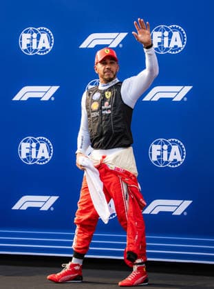 2026 Malaysian GP - Sepang Circuit - Pilots LEWIS HAMILTON 44 (GBR) of Scuderia Ferrari HP (Ferrari SF-26) MAX VERSTAPPEN 1 (NED) of Oracle Red Bull Racing (Red Bull Racing RB22) and ISACK HADJAR 6 (FRA) of Oracle Red Bull Racing (Red Bull Racing RB22) after qualifying top 3 on Saturday during the 2026 Formula 1 Gulf Air Bahrain Grand Prix in Malaysia at Sepang International Circuit in Kuala Lumpur, Malaysia, on October 3, 2026. Photo by Antoine Lapeyre Reveries Agency ABACAPRESS.COM Kuala Lumpur Malaysia Copyright: xAntoinexLapeyre ReveriesxAgency ABACAx