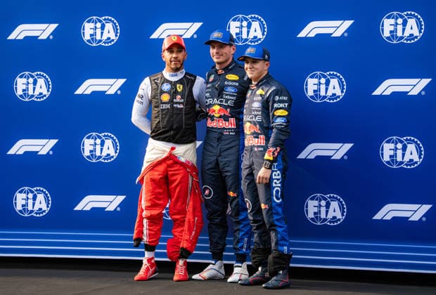 2026 Malaysian GP - Sepang Circuit - Pilots LEWIS HAMILTON 44 (GBR) of Scuderia Ferrari HP (Ferrari SF-26) MAX VERSTAPPEN 1 (NED) of Oracle Red Bull Racing (Red Bull Racing RB22) and ISACK HADJAR 6 (FRA) of Oracle Red Bull Racing (Red Bull Racing RB22) after qualifying top 3 on Saturday during the 2026 Formula 1 Gulf Air Bahrain Grand Prix in Malaysia at Sepang International Circuit in Kuala Lumpur, Malaysia, on October 3, 2026. Photo by Antoine Lapeyre Reveries Agency ABACAPRESS.COM Kuala Lumpur Malaysia  Copyright: xAntoinexLapeyre ReveriesxAgency ABACAx