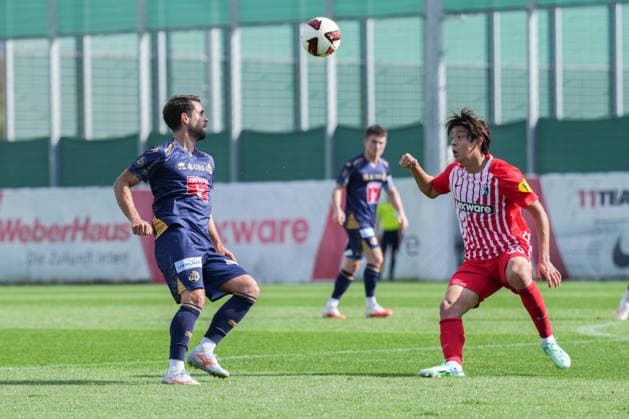 Friendly Match: SC Freiburg vs. FC Luzern, October 3, 2026 Leonardo Bertone (FC Luzern), 6; Rihito Yamamoto (SC Freiburg), 20 goals scored Friendly Match: SC Freiburg vs. FC Luzern, Europa-Park Stadium, October 3, 2026 DFB and DFL regulations prohibit any use of photographs as image sequences and or quasi-video. Copyright: xBEAUTIFULxSPORTS Boscox