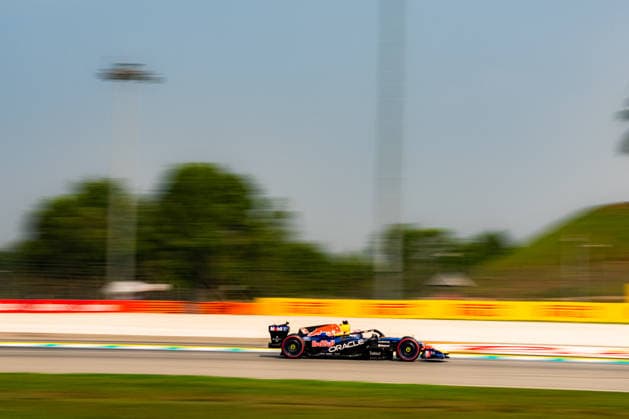 2026 Malaysian GP - Sepang Circuit MAX VERSTAPPEN 1 (NED) of Oracle Red Bull Racing (Red Bull Racing RB22) on Saturday during the 2026 Formula 1 Gulf Air Bahrain Grand Prix in Malaysia at Sepang International Circuit in Kuala Lumpur, Malaysia, on October 3, 2026. Photo by Antoine LAPEYRE Reveries Agency ABACAPRESS.COM Kuala Lumpur Malaysia Copyright: xAntoinexLapeyre ReveriesxAgency ABACAx